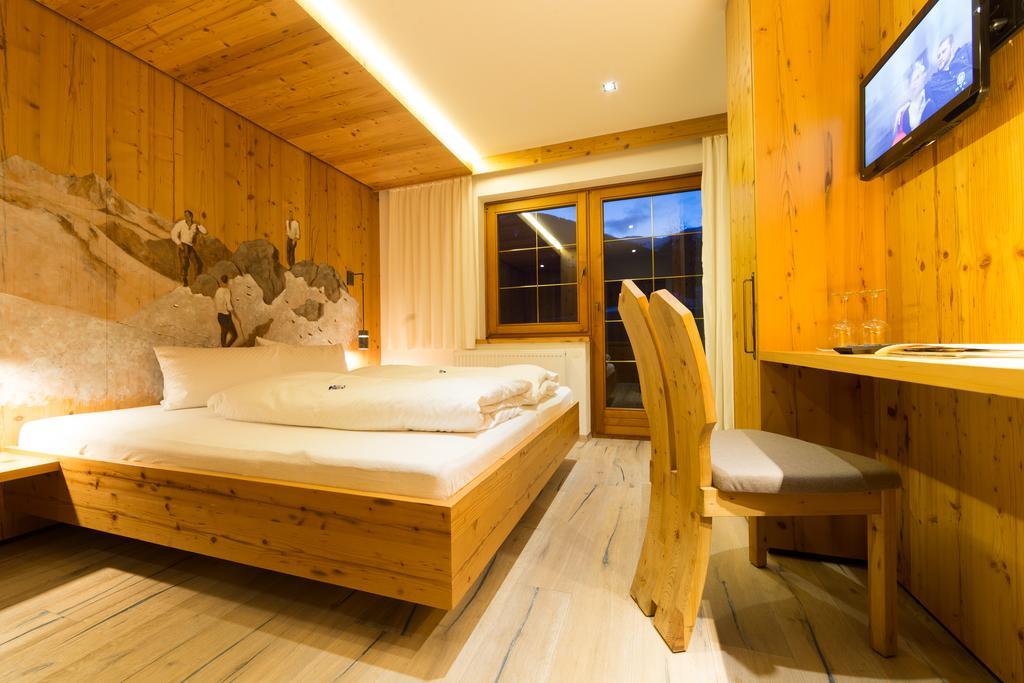 Alpina Guest house 3*